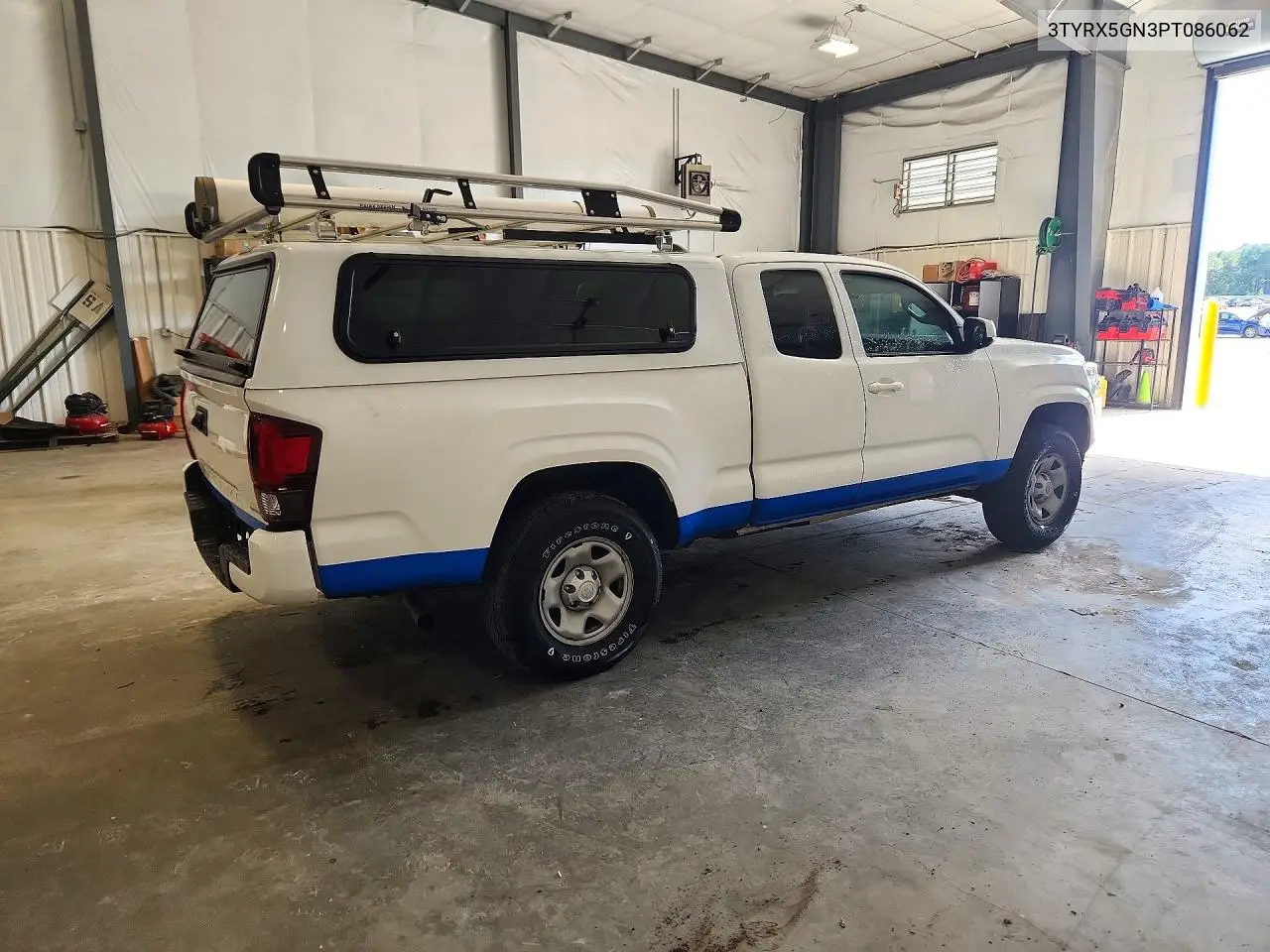 2023 TOYOTA TACOMA VIN 3TYRX5GN3PT086062 — фото 3