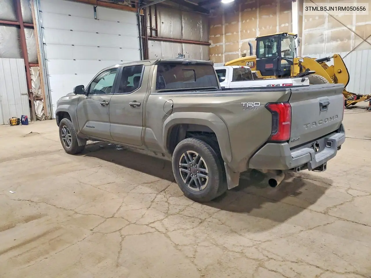 2024 TOYOTA TACOMA VIN 3TMLB5JN1RM050656 — фото 2