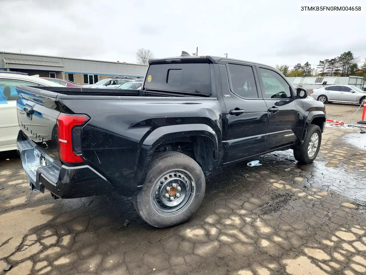 2024 TOYOTA TACOMA VIN 3TMKB5FN0RM004658 — фото 3