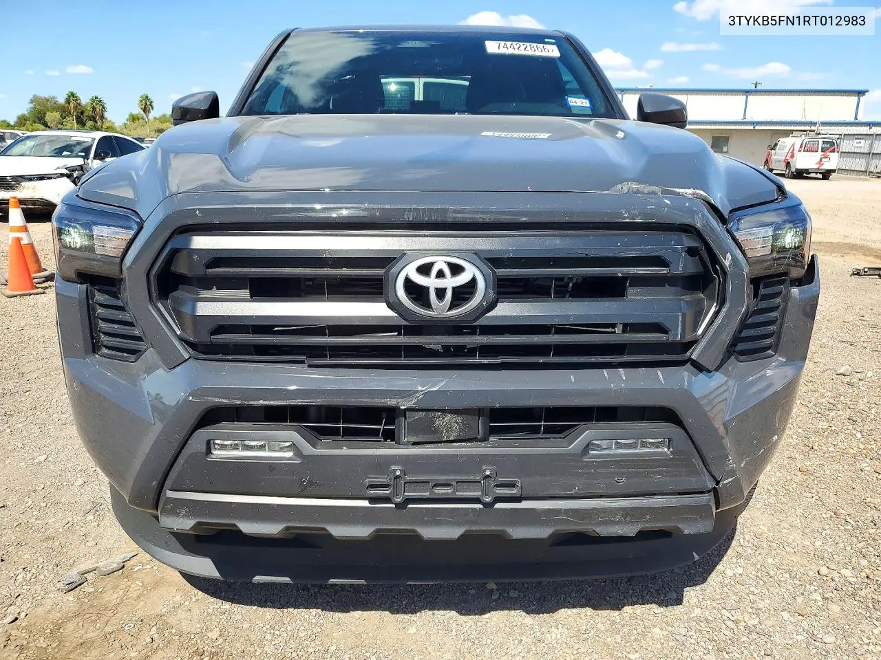 2024 TOYOTA TACOMA VIN 3TYKB5FN1RT012983 — фото 5