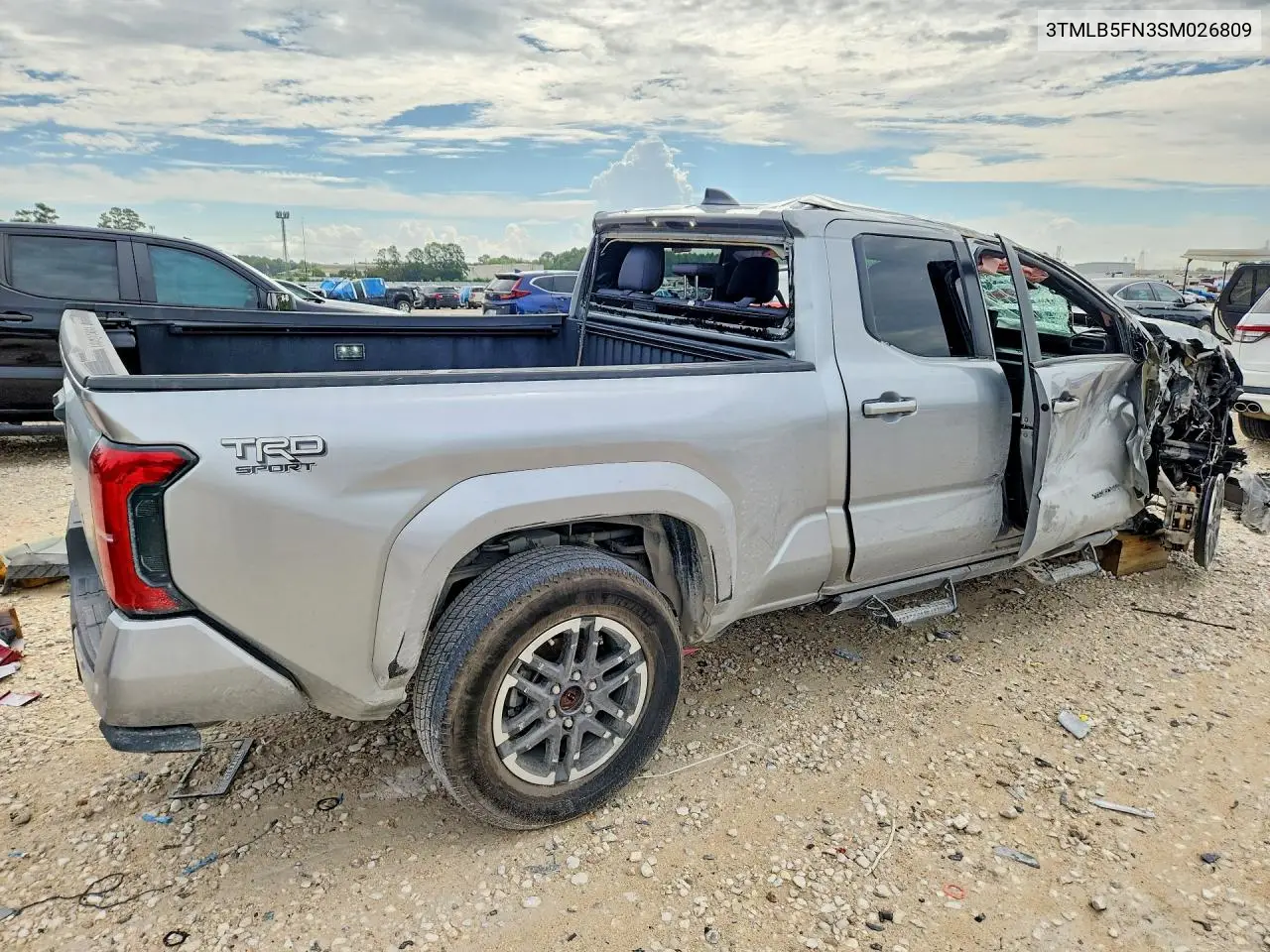 2025 TOYOTA TACOMA VIN 3TMLB5FN3SM026809 — фото 3