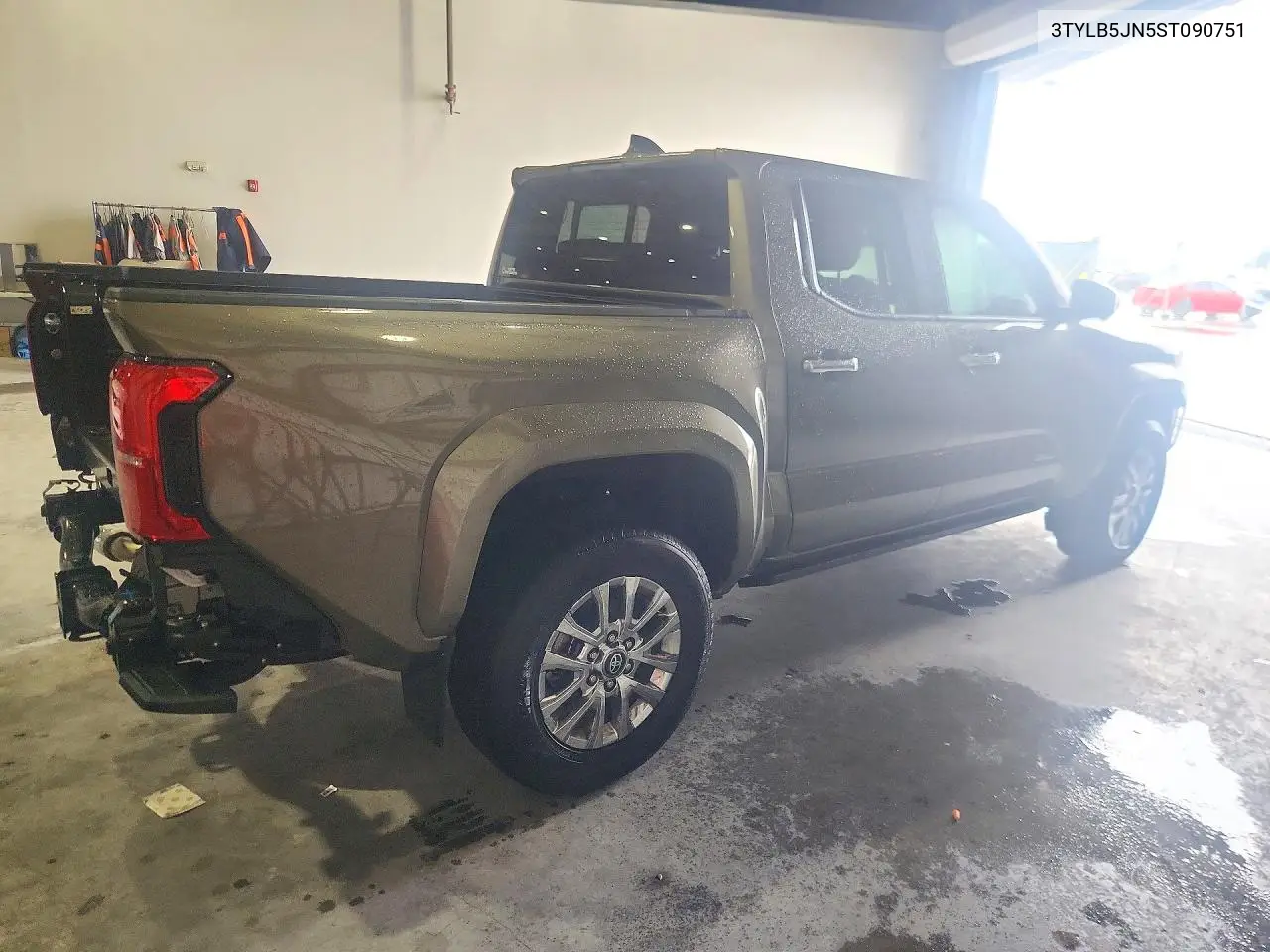 2025 TOYOTA TACOMA VIN 3TYLB5JN5ST090751 — фото 3