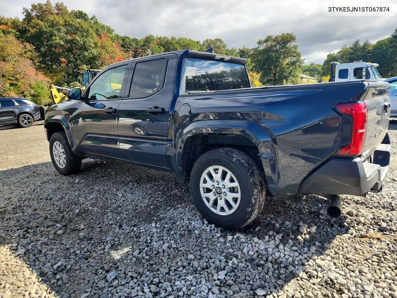 2025 TOYOTA TACOMA VIN 3TYKE5JN1ST067874 — фото 2