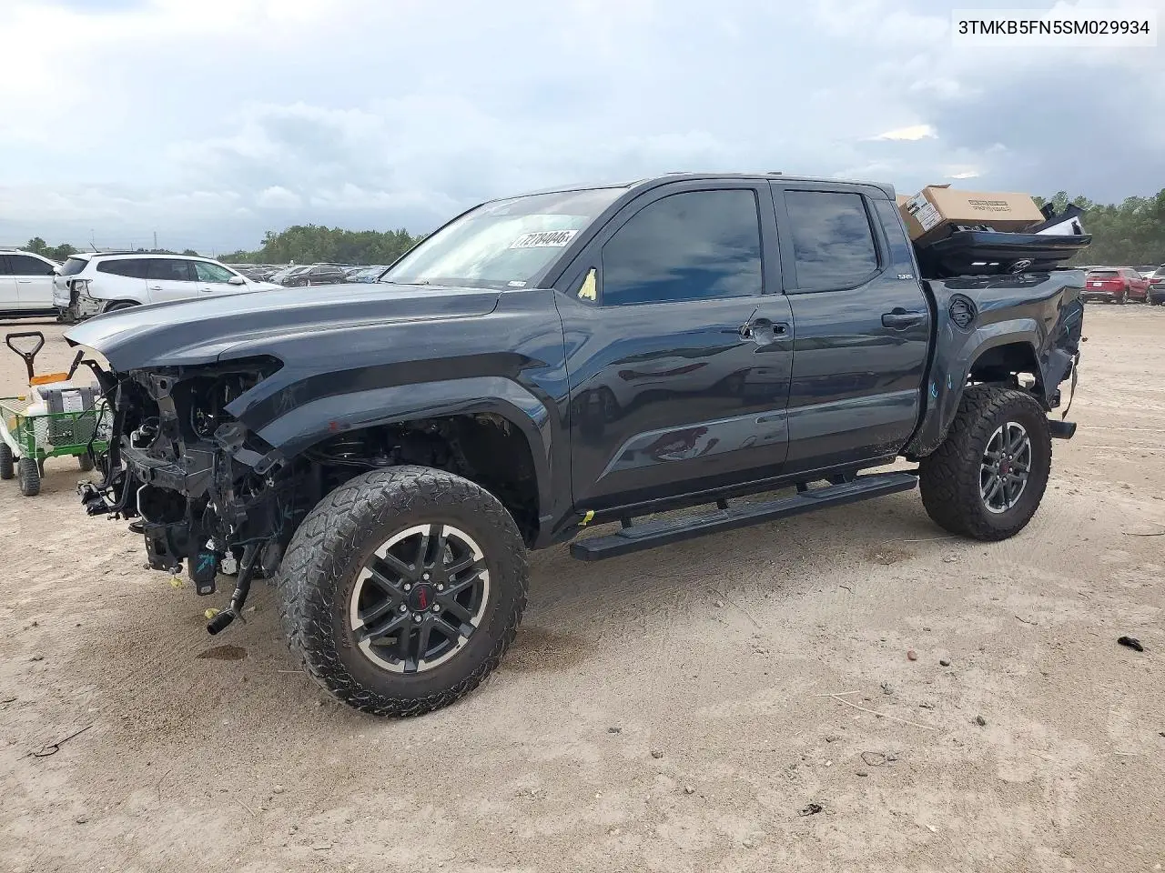 TOYOTA TACOMA 2025, VIN 3TMKB5FN5SM029934
