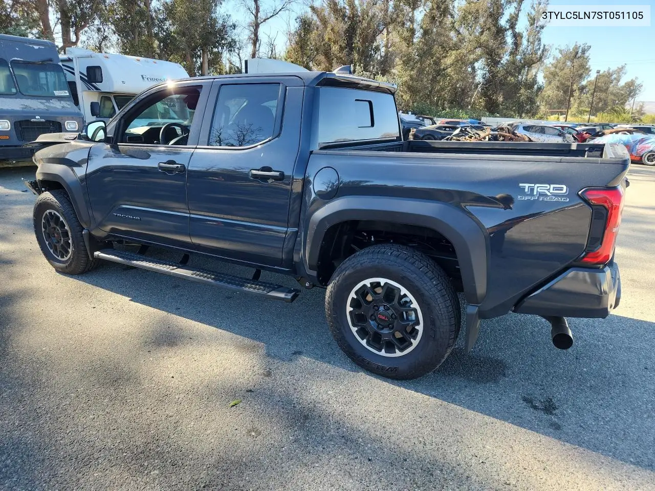2025 TOYOTA TACOMA VIN 3TYLC5LN7ST051105 — фото 2