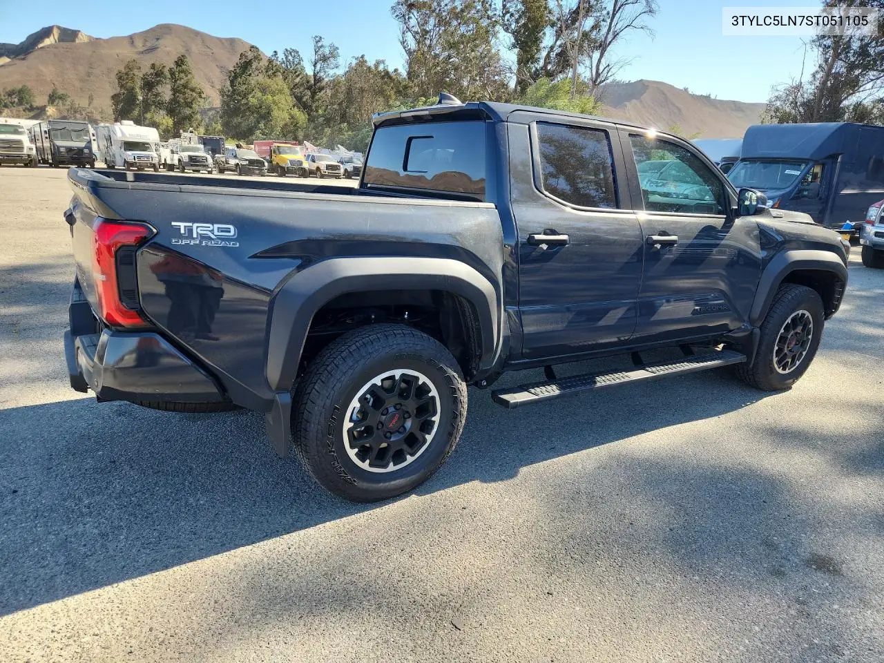 2025 TOYOTA TACOMA VIN 3TYLC5LN7ST051105 — фото 3