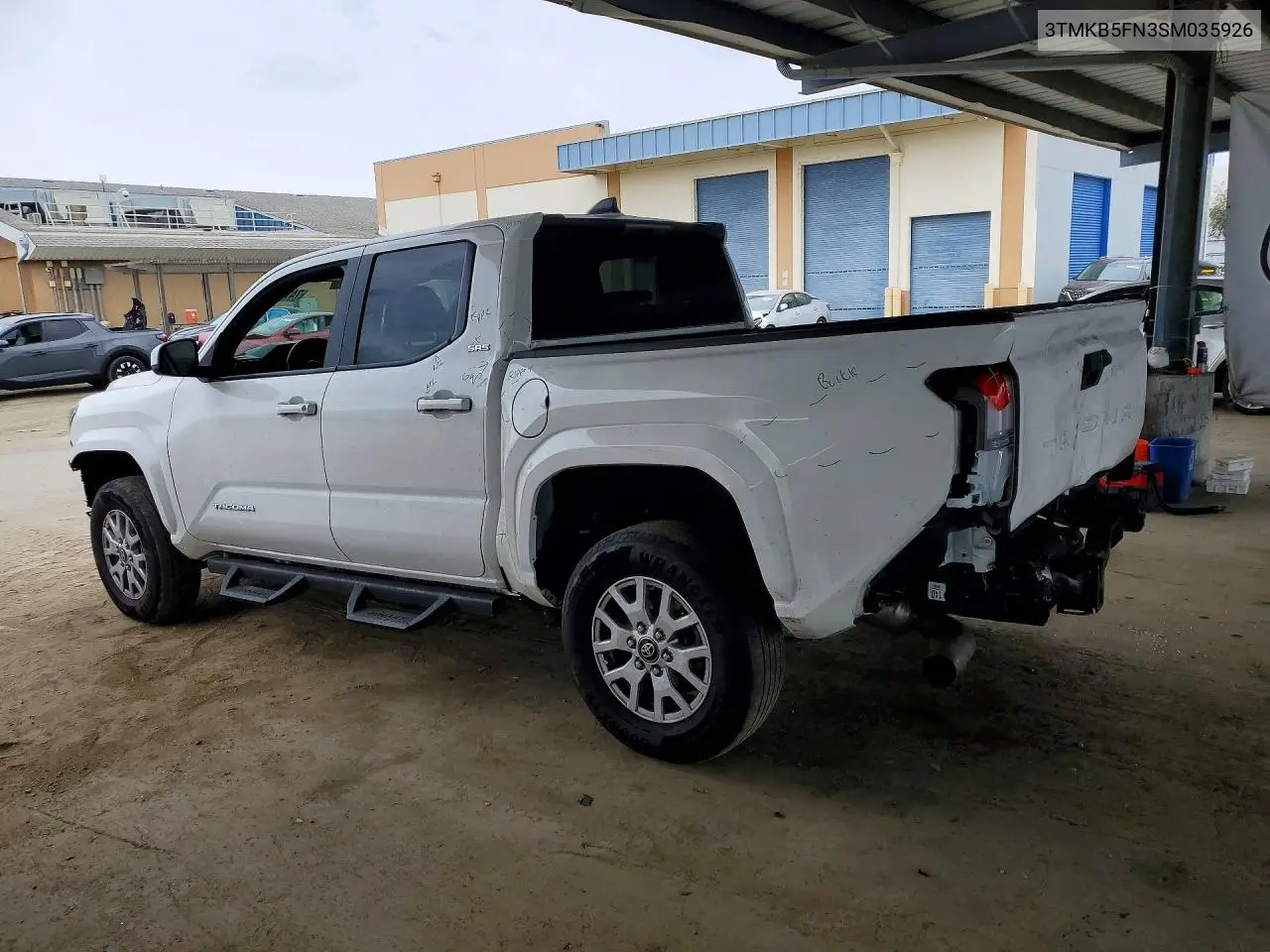 2025 TOYOTA TACOMA VIN 3TMKB5FN3SM035926 — фото 2