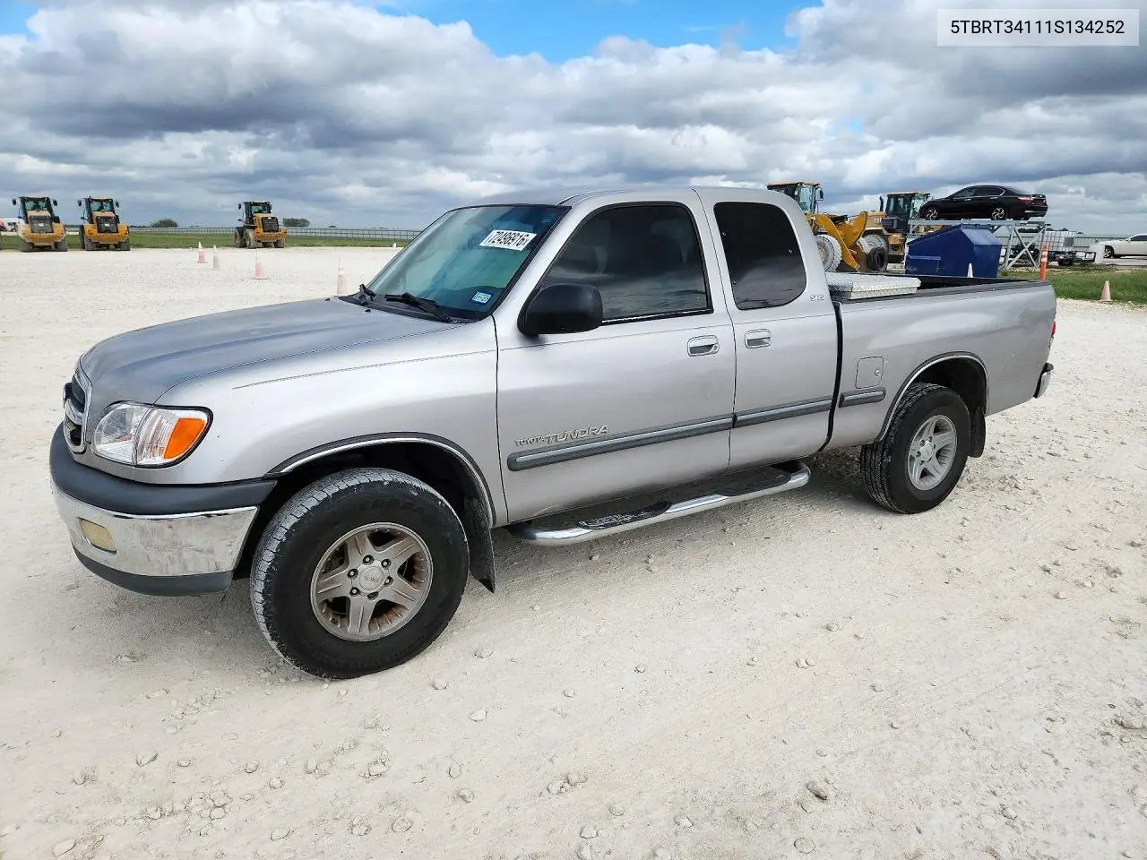 TOYOTA TUNDRA 2001, VIN 5TBRT34111S134252
