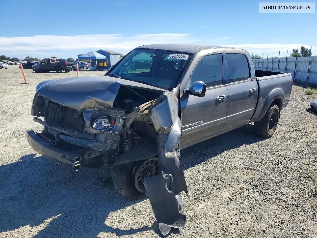 TOYOTA TUNDRA 2004, VIN 5TBDT44154S455179