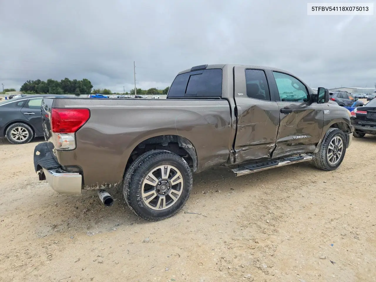 2008 TOYOTA TUNDRA VIN 5TFBV54118X075013 — фото 3