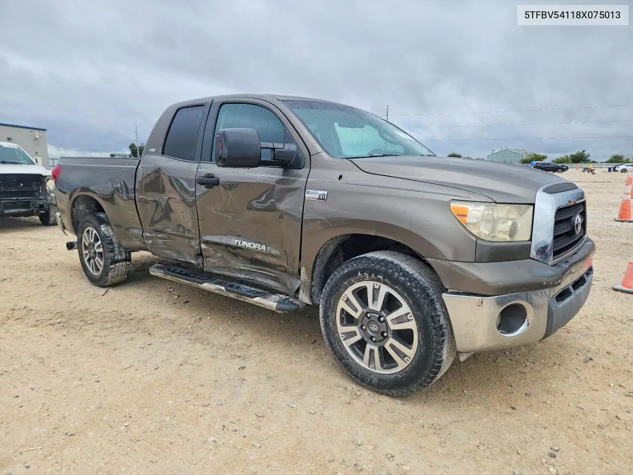 2008 TOYOTA TUNDRA VIN 5TFBV54118X075013 — фото 4