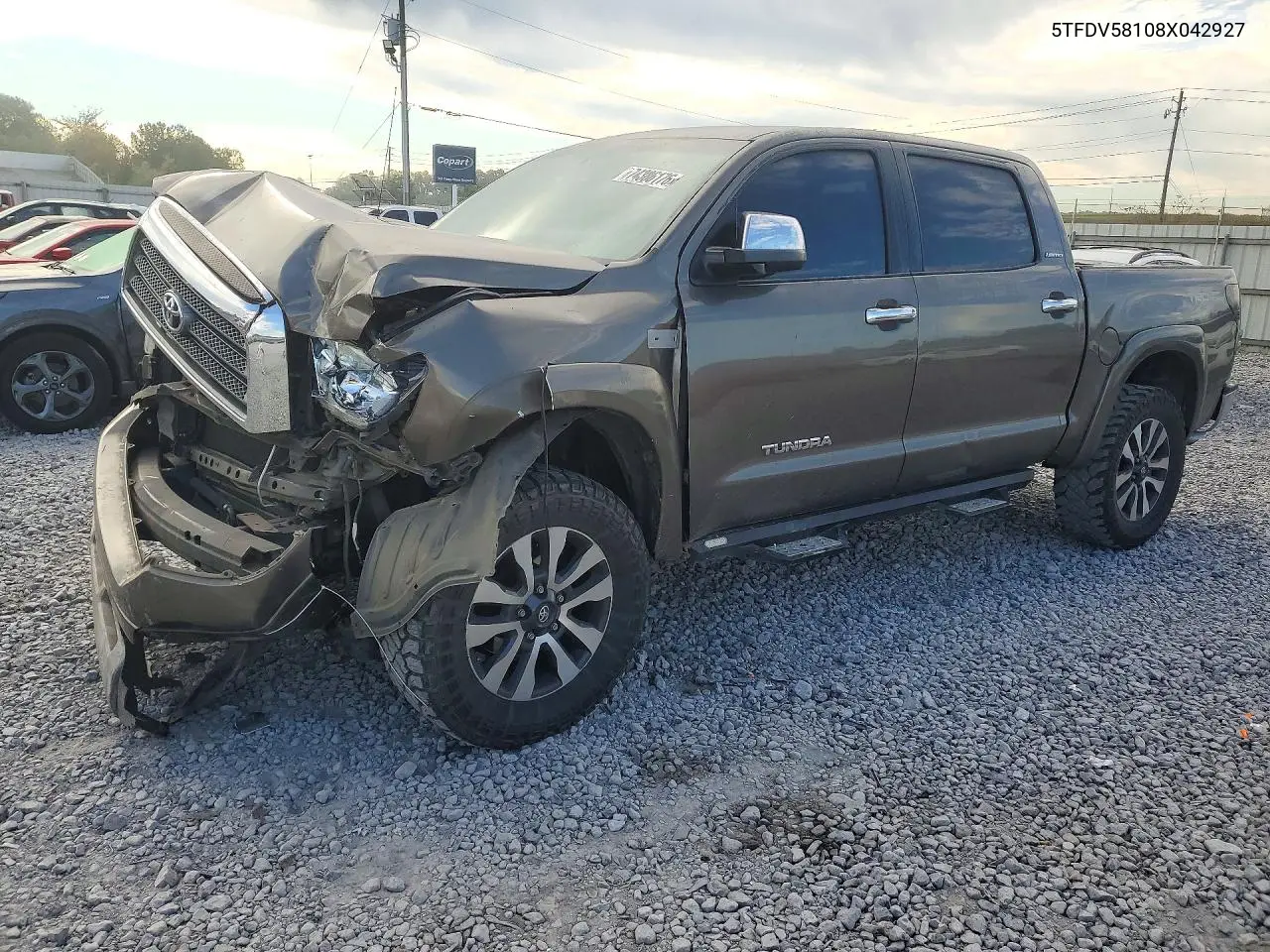TOYOTA TUNDRA 2008, VIN 5TFDV58108X042927