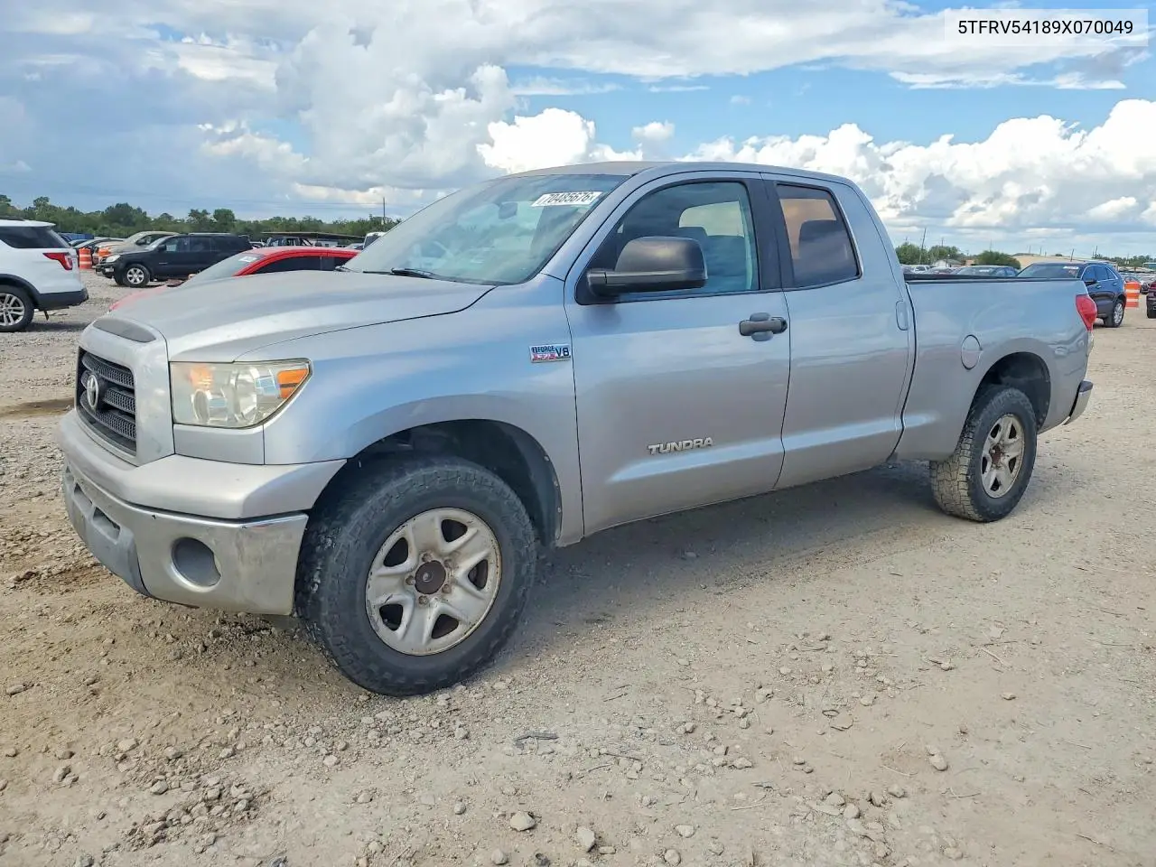 TOYOTA TUNDRA 2010, VIN 5TFRV54189X070049