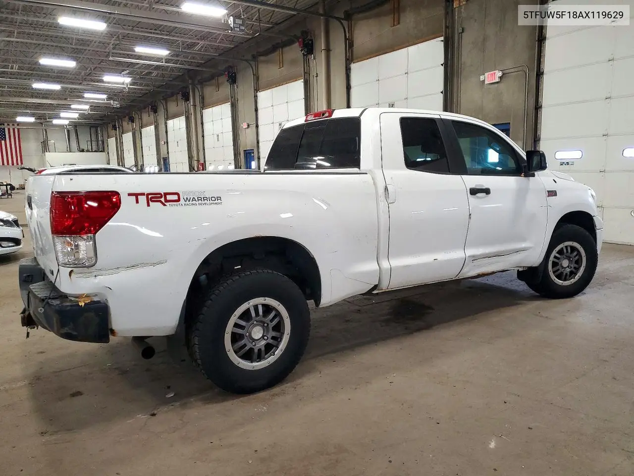 2010 TOYOTA TUNDRA VIN 5TFUW5F18AX119629 — фото 3