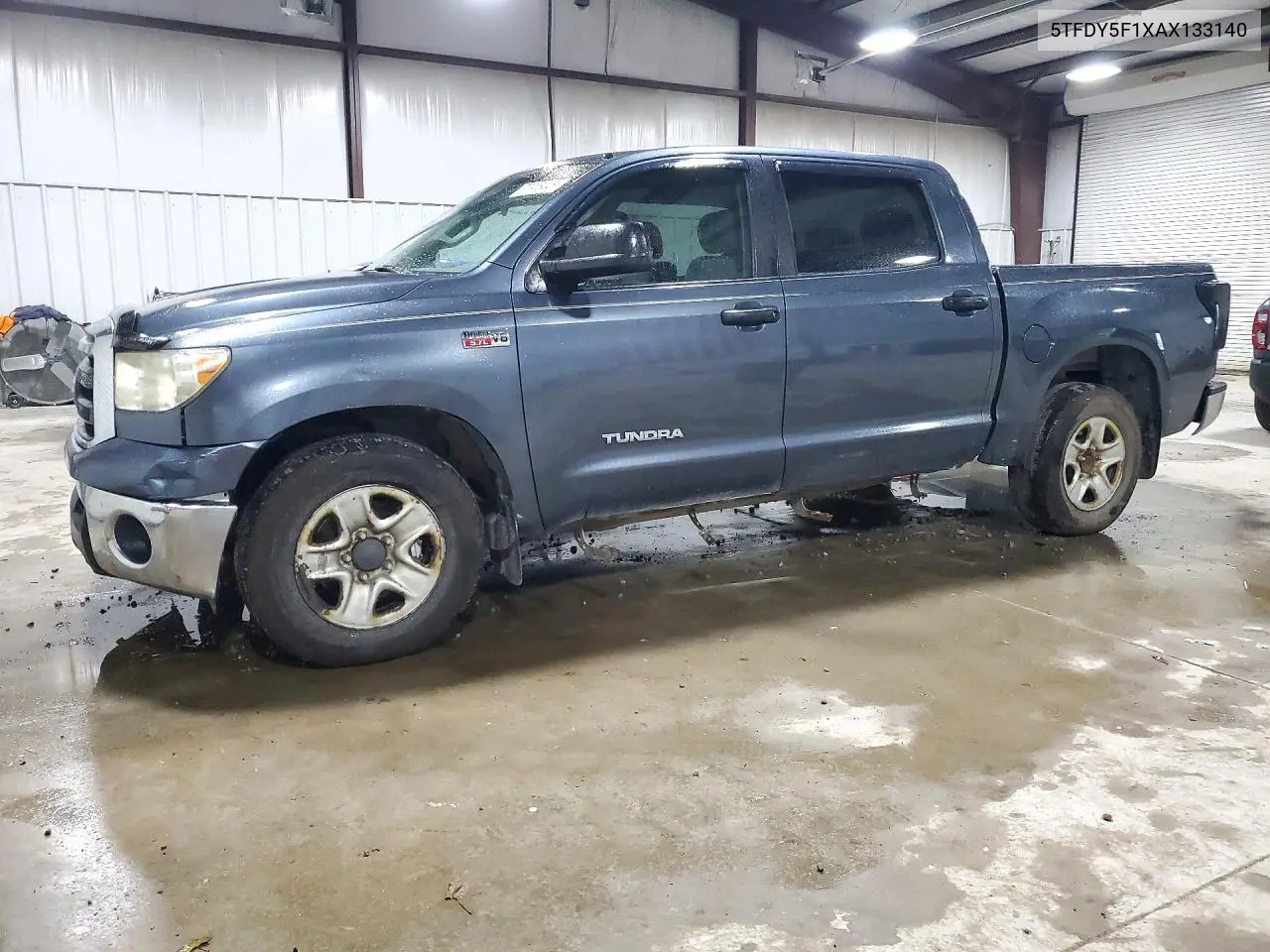 TOYOTA TUNDRA 2010, VIN 5TFDY5F1XAX133140
