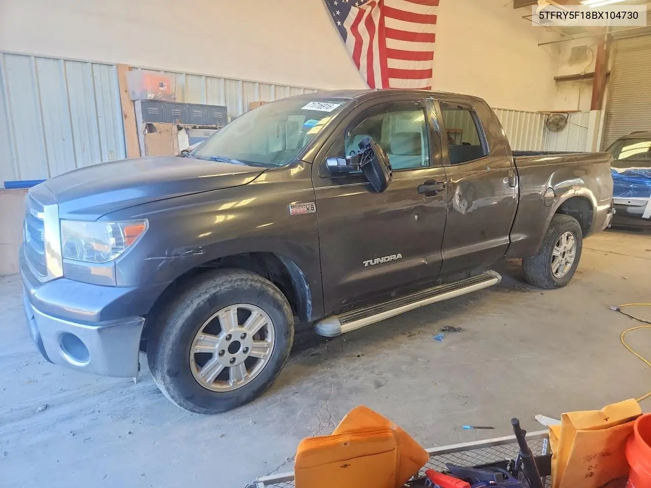 TOYOTA TUNDRA 2011, VIN 5TFRY5F18BX104730