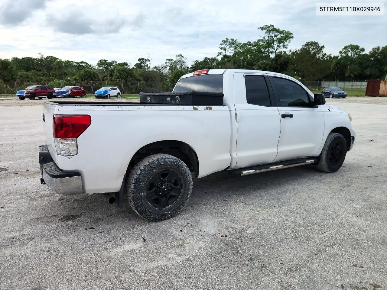 2011 TOYOTA TUNDRA VIN 5TFRM5F11BX029946 — фото 3