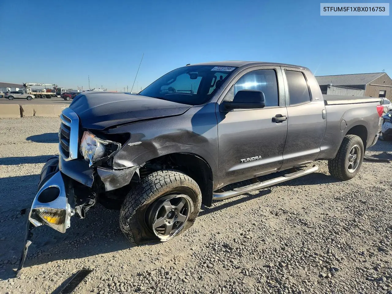TOYOTA TUNDRA 2011, VIN 5TFUM5F1XBX016753