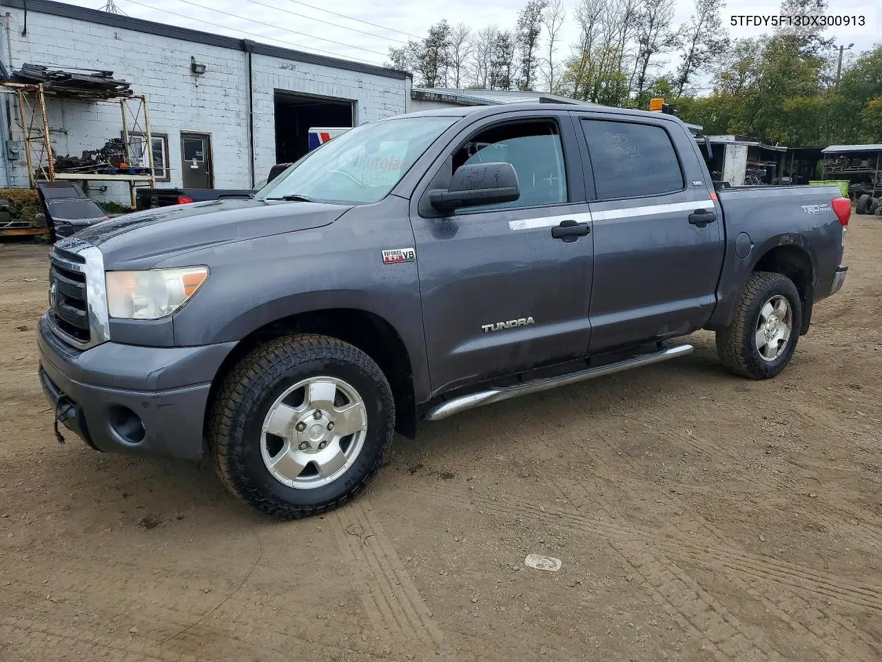 TOYOTA TUNDRA 2013, VIN 5TFDY5F13DX300913