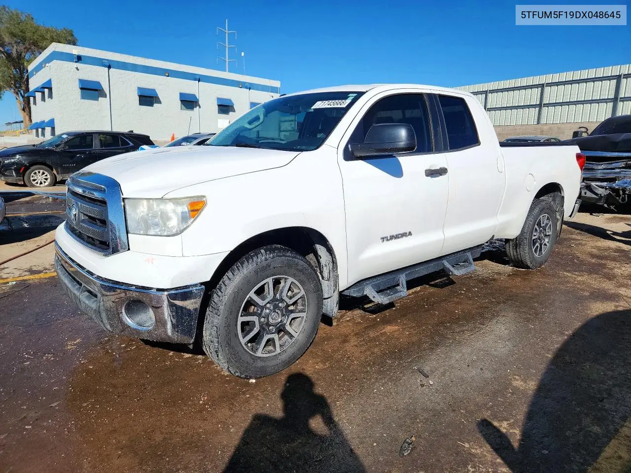 TOYOTA TUNDRA 2013, VIN 5TFUM5F19DX048645
