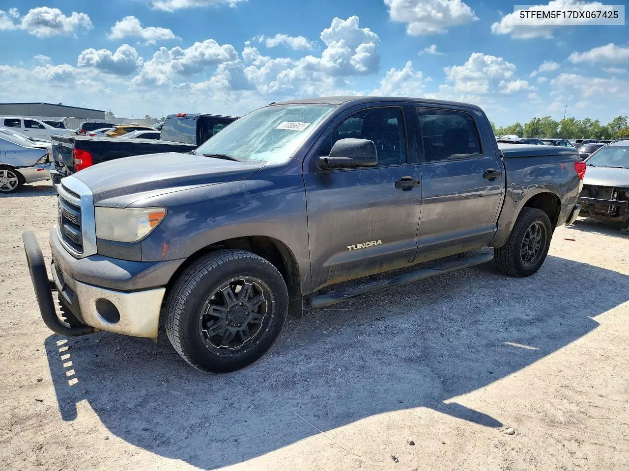TOYOTA TUNDRA 2013, VIN 5TFEM5F17DX067425