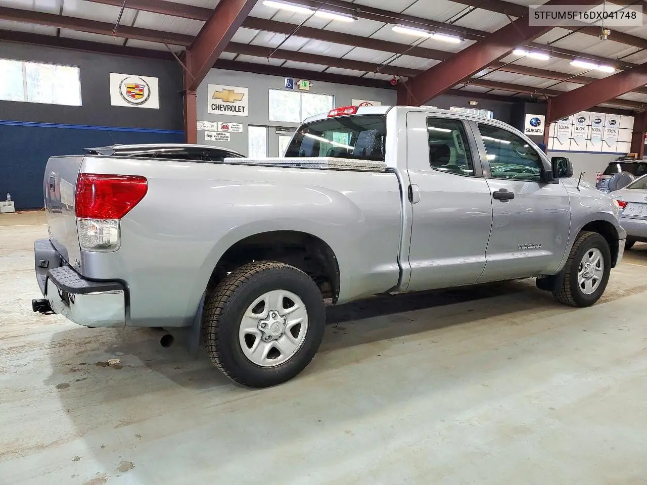 2013 TOYOTA TUNDRA VIN 5TFUM5F16DX041748 — фото 3