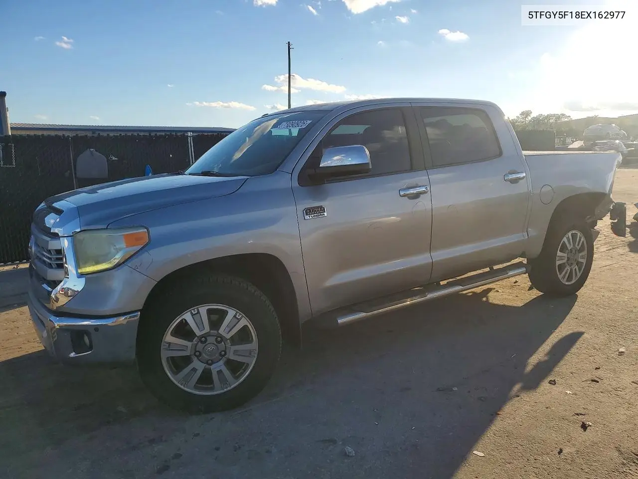 TOYOTA TUNDRA 2014, VIN 5TFGY5F18EX162977