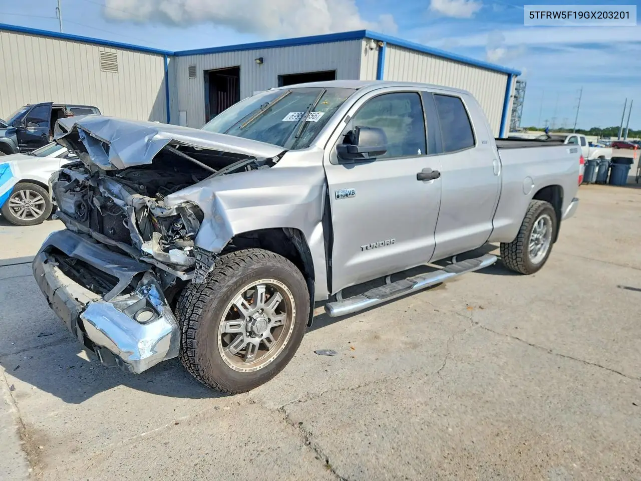 TOYOTA TUNDRA 2016, VIN 5TFRW5F19GX203201