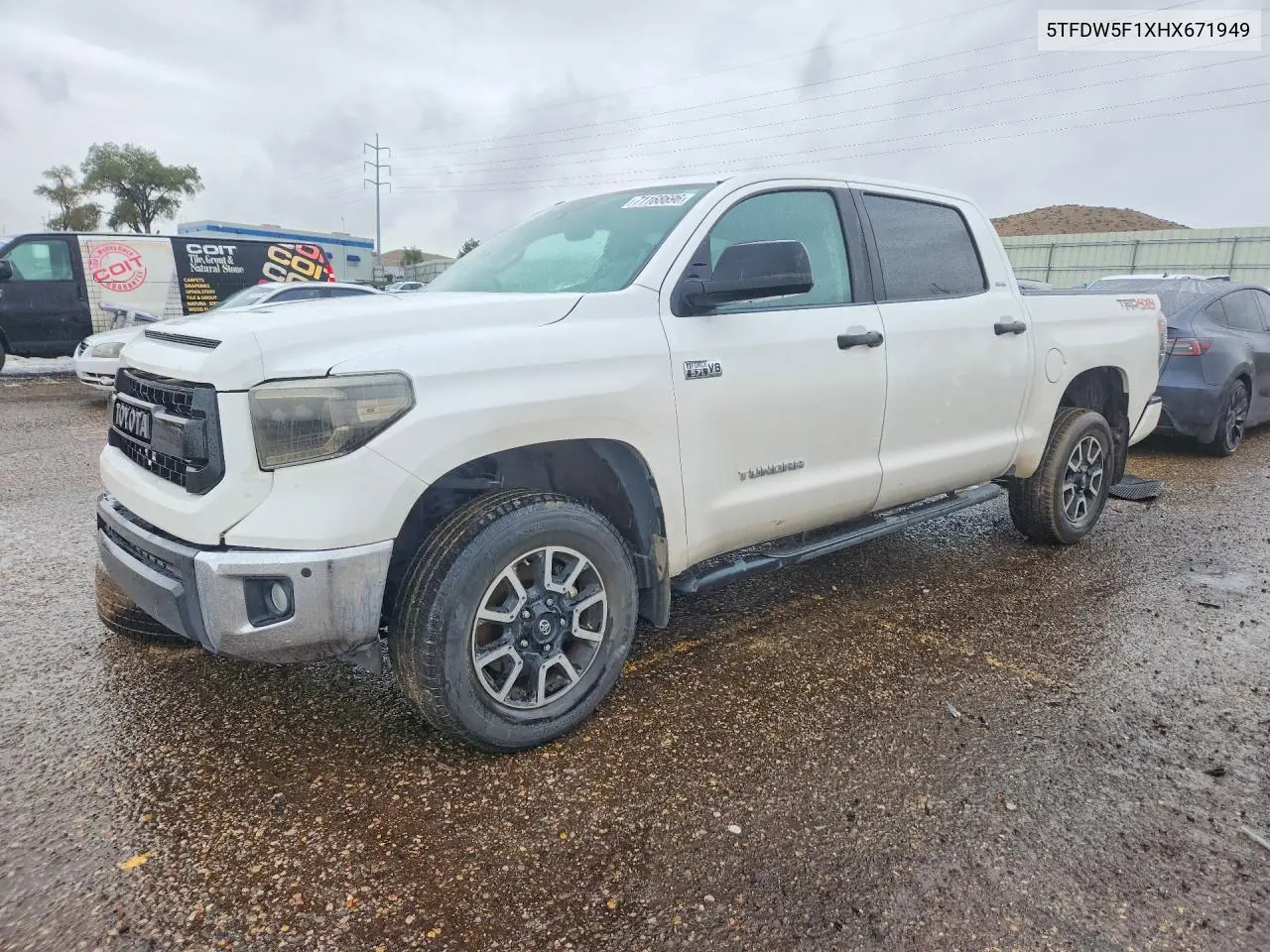 TOYOTA TUNDRA 2017, VIN 5TFDW5F1XHX671949