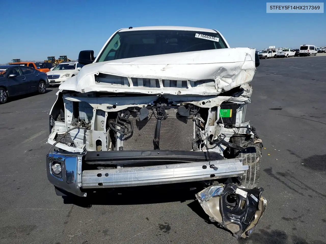 2017 TOYOTA TUNDRA VIN 5TFEY5F14HX217369 — фото 5
