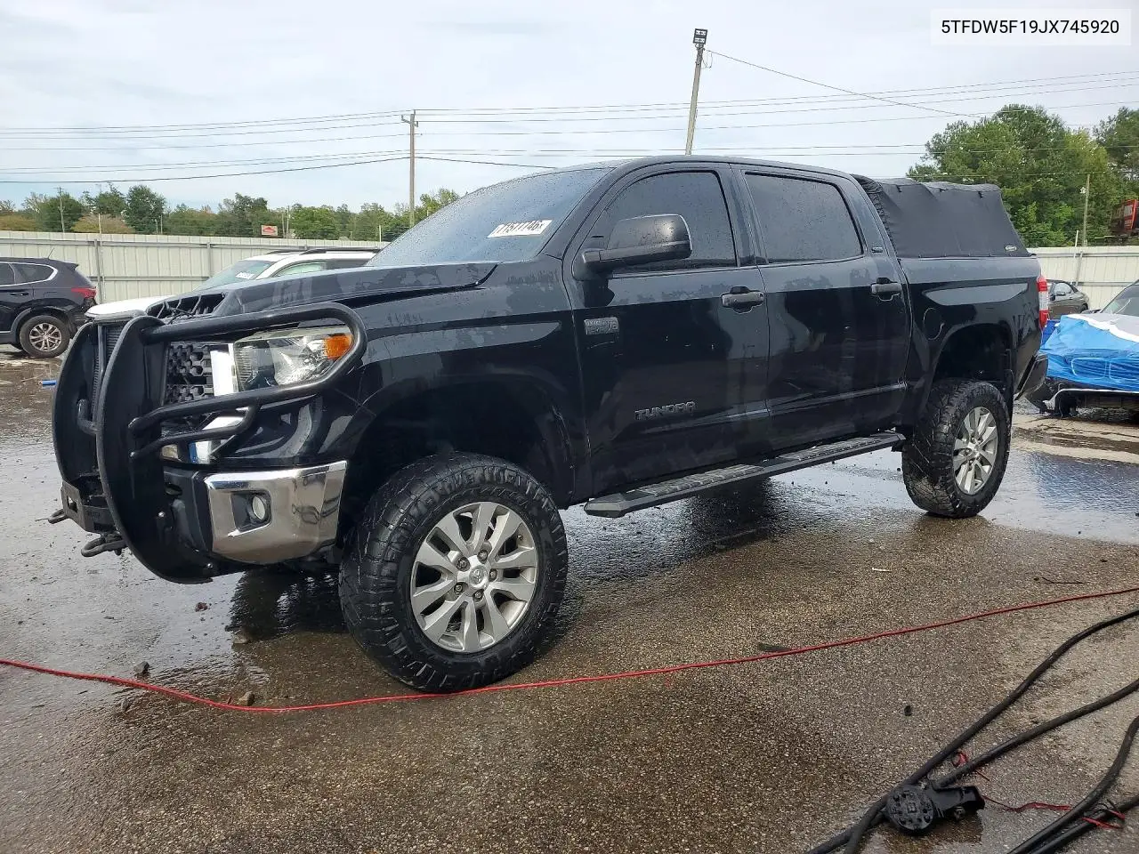 TOYOTA TUNDRA 2018, VIN 5TFDW5F19JX745920
