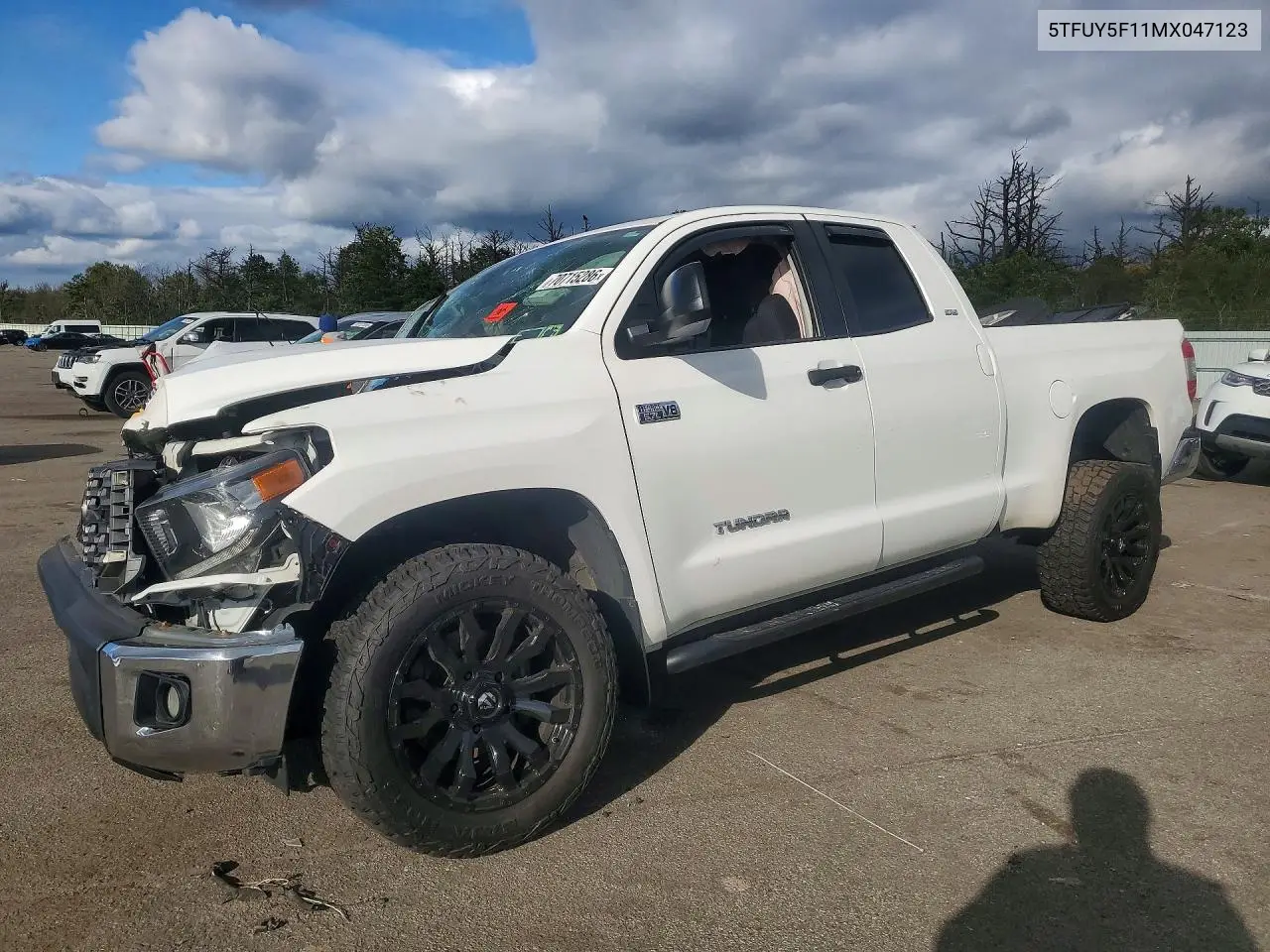 TOYOTA TUNDRA 2021, VIN 5TFUY5F11MX047123