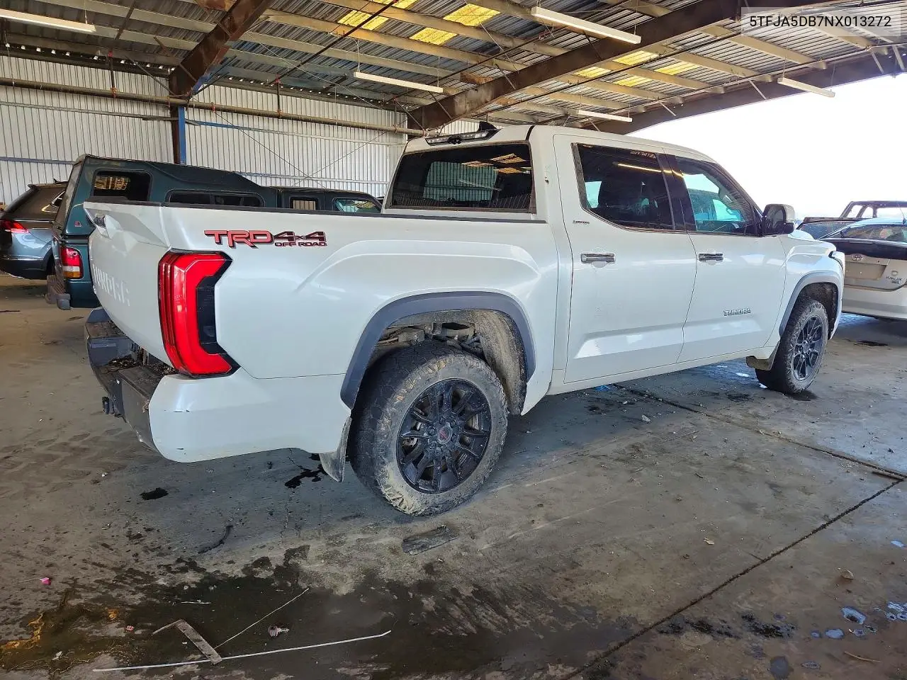 2022 TOYOTA TUNDRA VIN 5TFJA5DB7NX013272 — фото 3