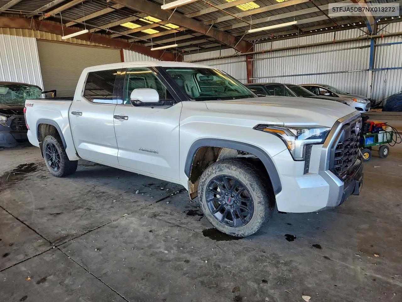 2022 TOYOTA TUNDRA VIN 5TFJA5DB7NX013272 — фото 4