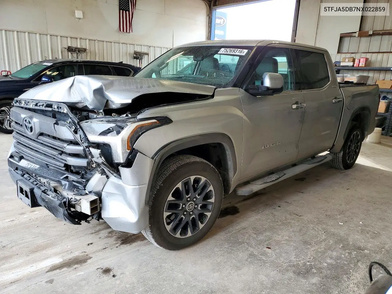 TOYOTA TUNDRA 2022, VIN 5TFJA5DB7NX022859