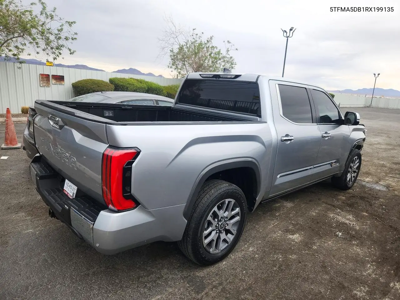 2024 TOYOTA TUNDRA VIN 5TFMA5DB1RX199135 — фото 3