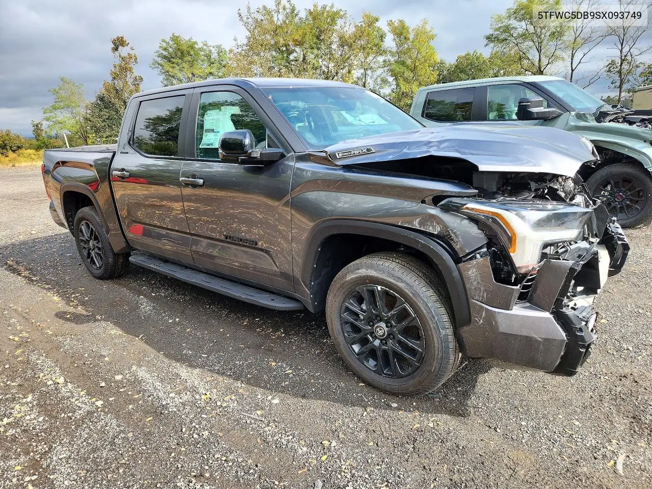 2025 TOYOTA TUNDRA VIN 5TFWC5DB9SX093749 — фото 4