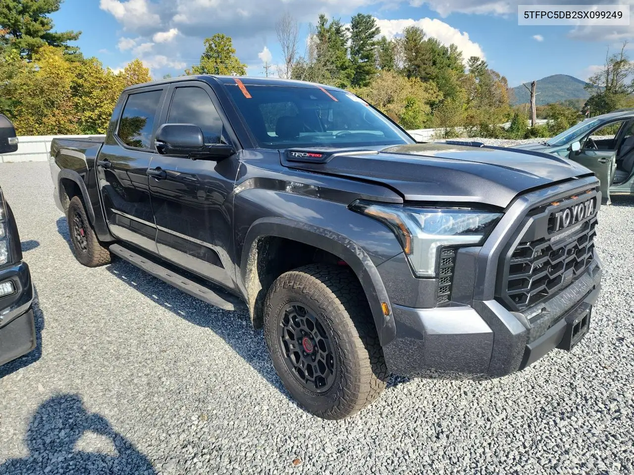 2025 TOYOTA TUNDRA VIN 5TFPC5DB2SX099249 — фото 4