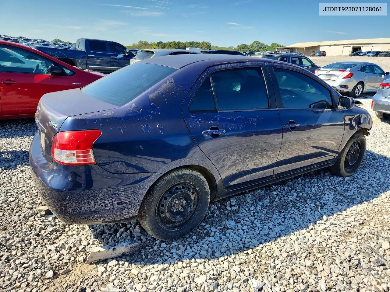 2007 TOYOTA YARIS VIN JTDBT923071128061 — фото 3