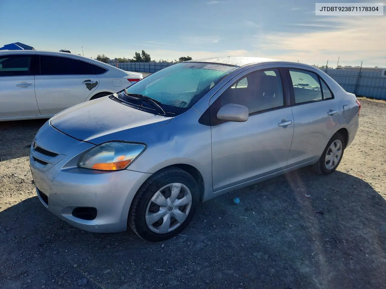 TOYOTA YARIS 2007, VIN JTDBT923871178304