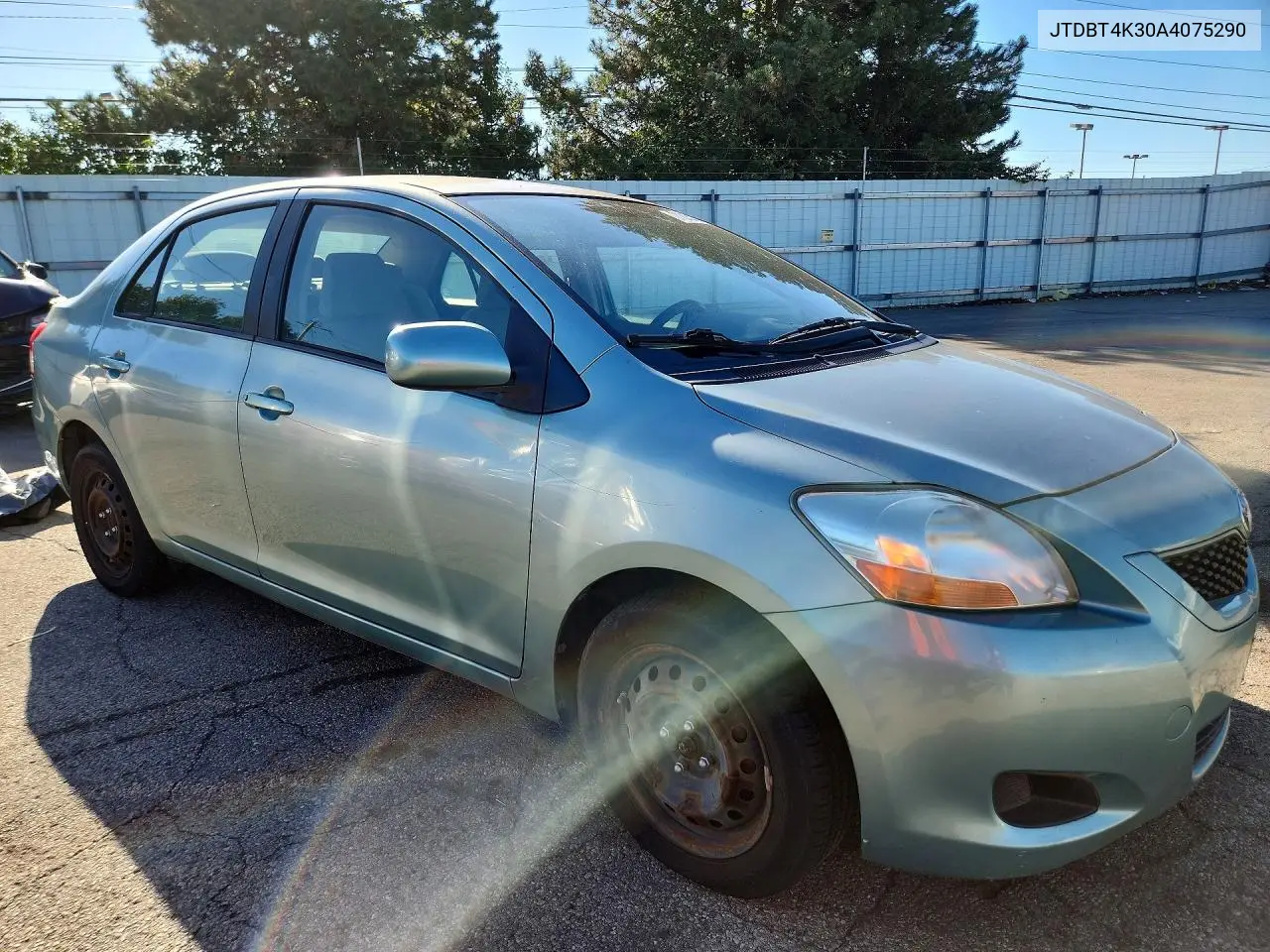 2010 TOYOTA YARIS VIN JTDBT4K30A4075290 — фото 4