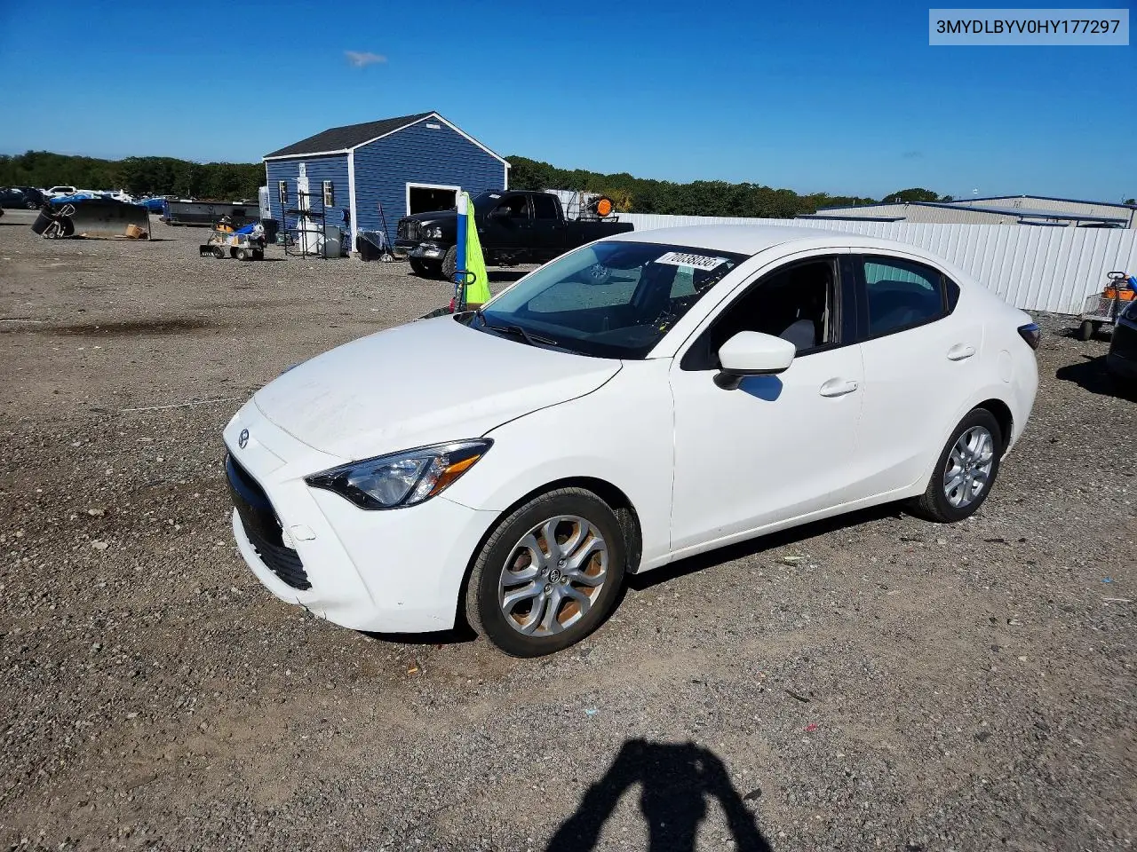TOYOTA YARIS 2017, VIN 3MYDLBYV0HY177297