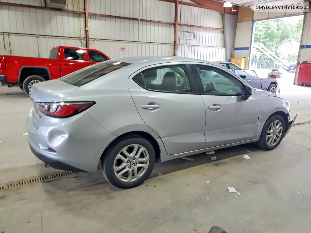 2017 TOYOTA YARIS VIN 3MYDLBYV1HY169323 — фото 3
