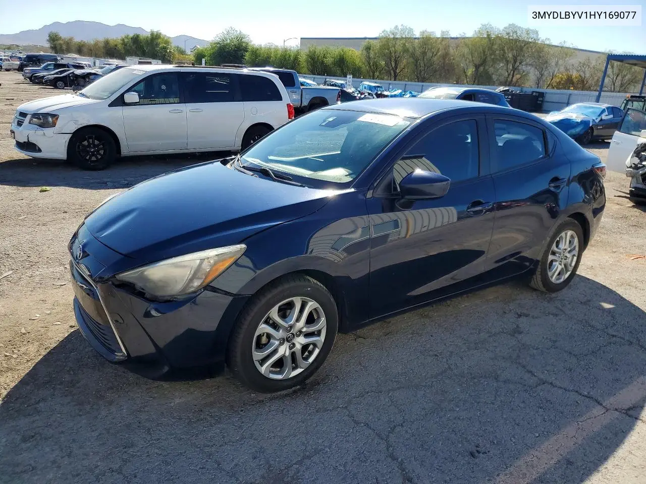 TOYOTA YARIS 2017, VIN 3MYDLBYV1HY169077