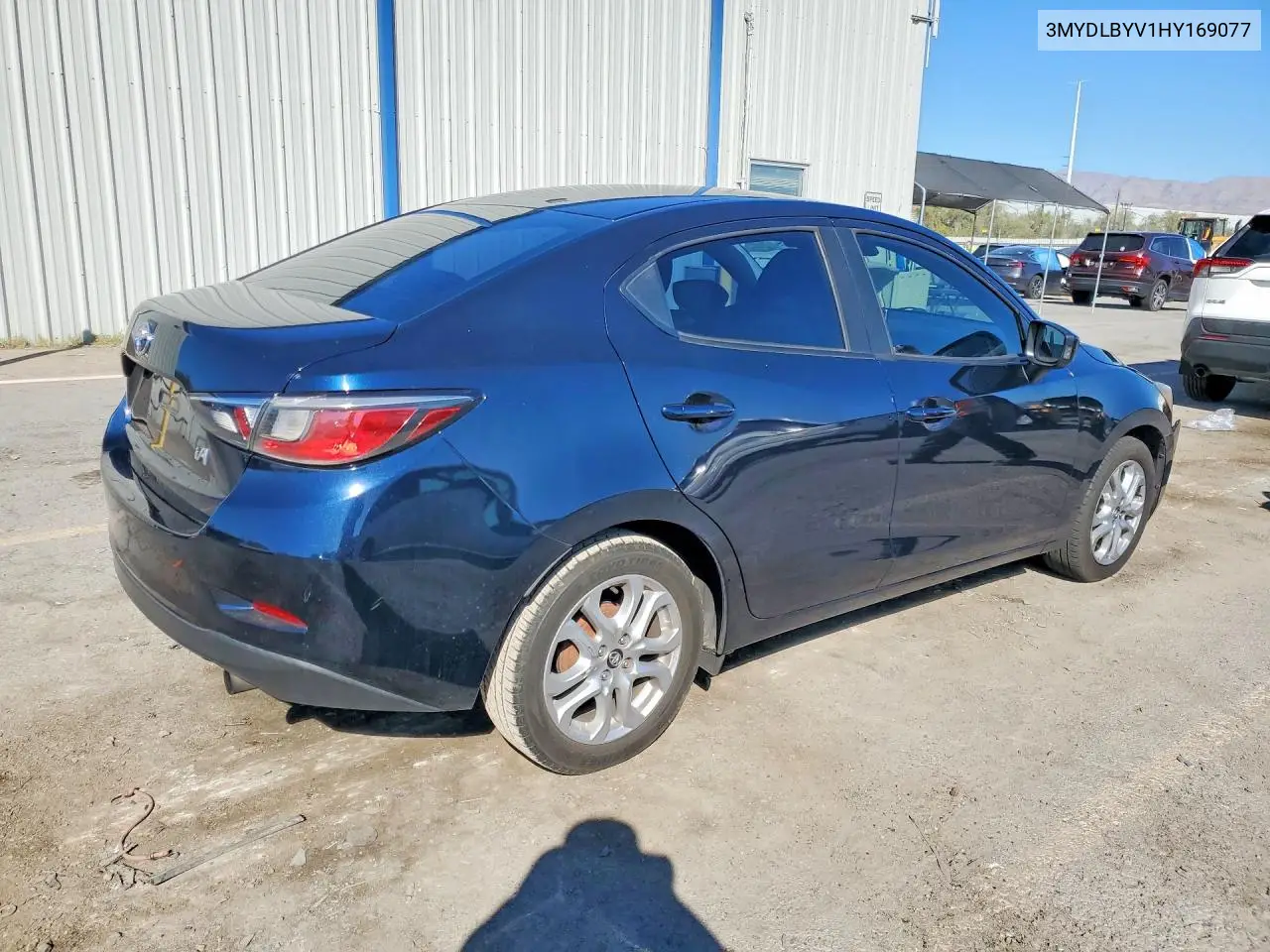 2017 TOYOTA YARIS VIN 3MYDLBYV1HY169077 — фото 3