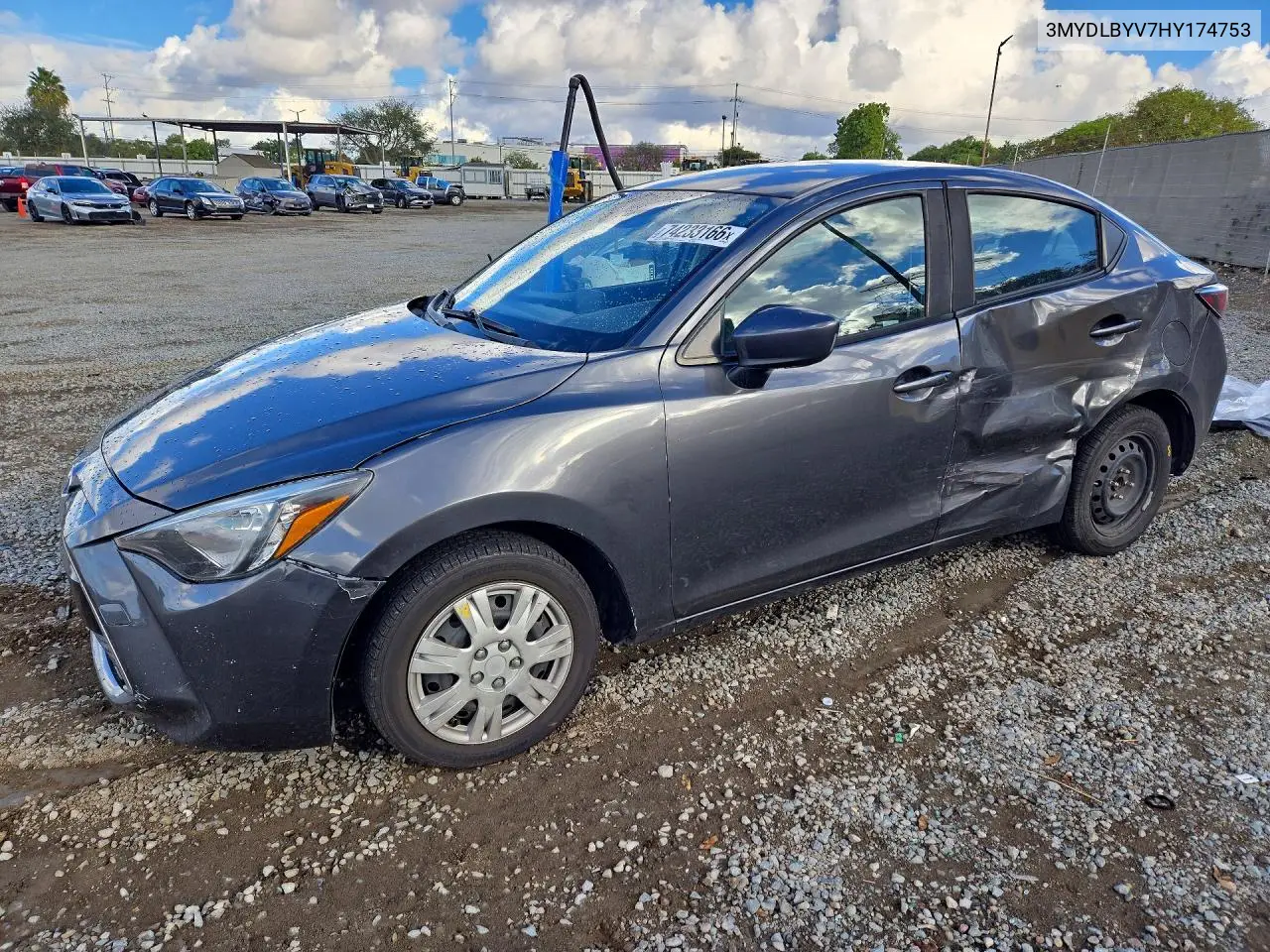 TOYOTA YARIS 2017, VIN 3MYDLBYV7HY174753