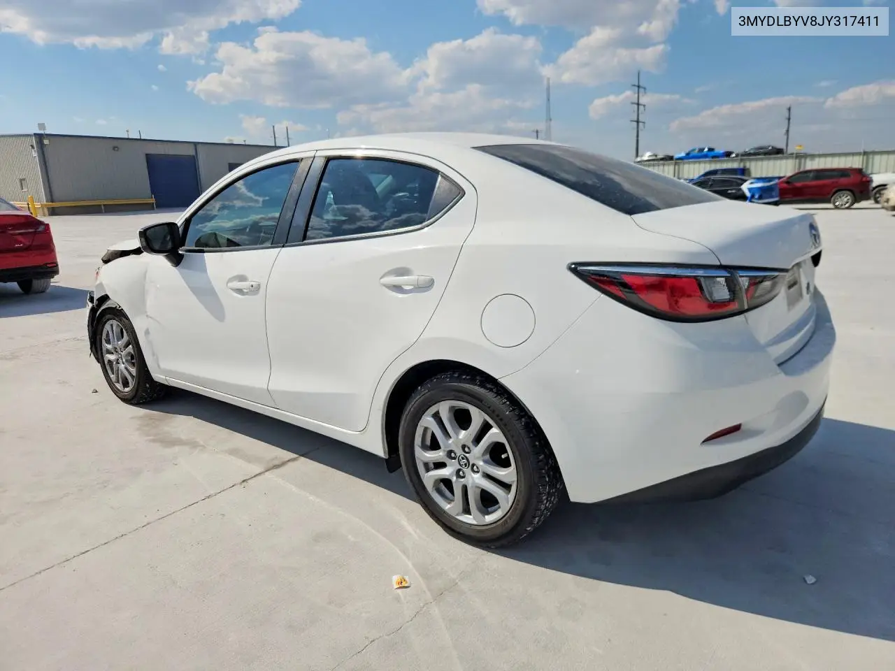 2018 TOYOTA YARIS VIN 3MYDLBYV8JY317411 — фото 2