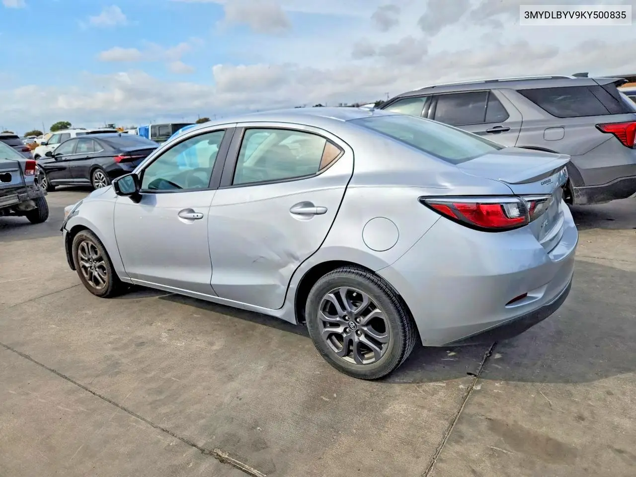 2019 TOYOTA YARIS VIN 3MYDLBYV9KY500835 — фото 2