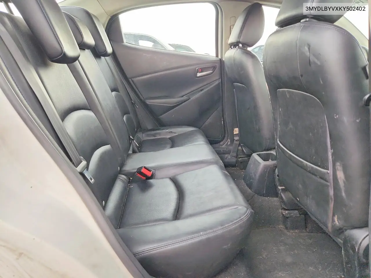 2019 TOYOTA YARIS VIN 3MYDLBYVXKY502402 — фото 3