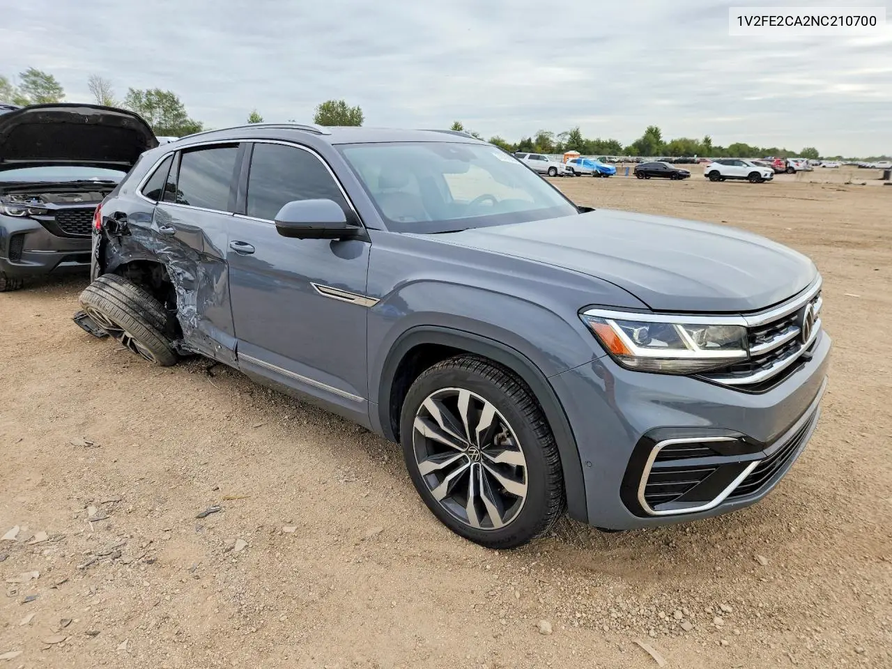 2022 VOLKSWAGEN ATLAS CROSS SPORT VIN 1V2FE2CA2NC210700 — фото 4